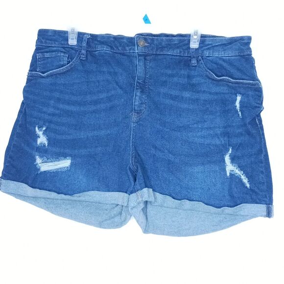 Ava & Viv Women’s 24W Denim Shorts Blue Distressed Roll Cuff High Rise Midi Plus - Picture 1 of 10